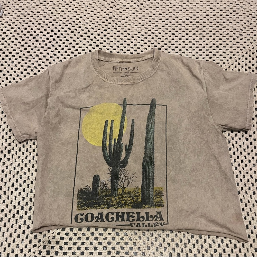 Cropped Graphic Tee